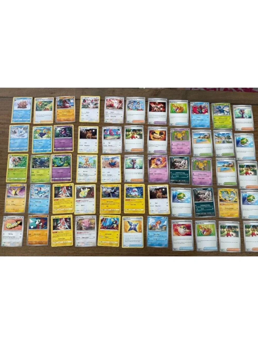 Pokémon TCG Bulk Lot – 500+ Cards, 2.2 lb Box – Mixed Rarities, Commons/Uncommon
